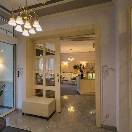 Hotel Burghof-3
